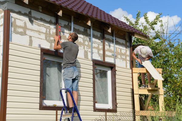 Cost of Handyman Siding Repair in Conroe