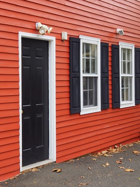 Cost of Red Vinyl Siding Installation in Conroe
