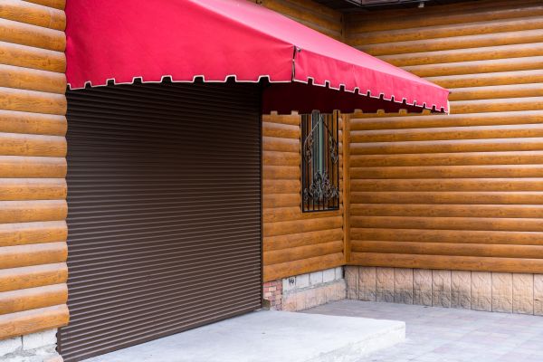 Hardwood Cladding Installation in Conroe